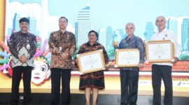 Kemendagri Raih Penghargaan Simpul Jaringan Terbaik Nasional 2025 dari ANRI