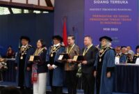 Penghargaan Ganesa Wirya Jasa Adiutama dari Institut Teknologi Bandung (ITB) diberikan kepada PTFI atas kontribusinya sebagai mitra strategis jangka panjang Fakultas Teknik Pertambangan dan Perminyakan (FTTM) ITB dalam pengembangan pendidikan, riset, dan sumber daya manusia di bidang teknik pertambangan dan energi.