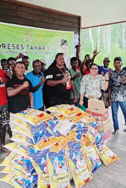 Reses di Mimika Tengah, Fredewina Matirani Siap Kawal Aspirasi Listrik, Air Bersih hingga Pelabuhan